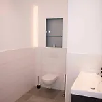 Luxury Cozy 2 Bdr Downtown Apt.7 Budapeste