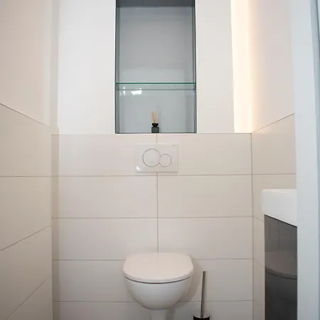 Apartment Luxury Cozy 2 Bdr Downtown Apt.7