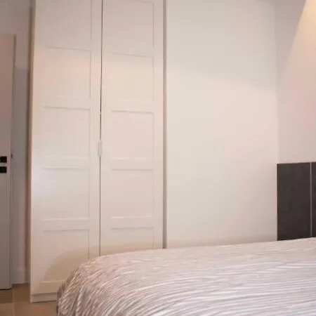 Luxury Cozy 2 Bdr Downtown Apt.7 شقة